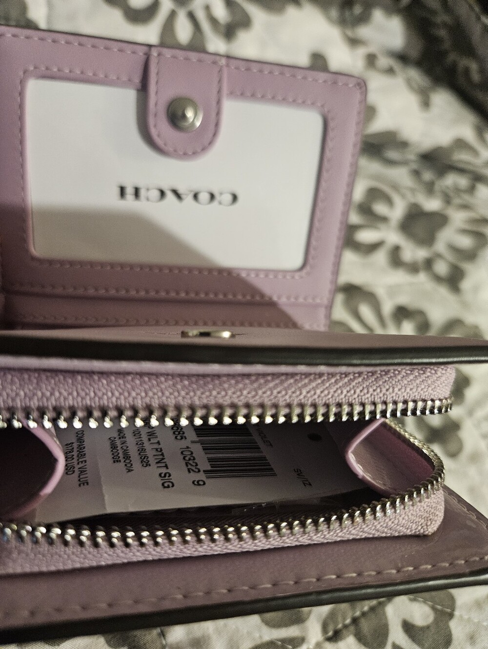 Coach Wallet - Picture 7 of 8
